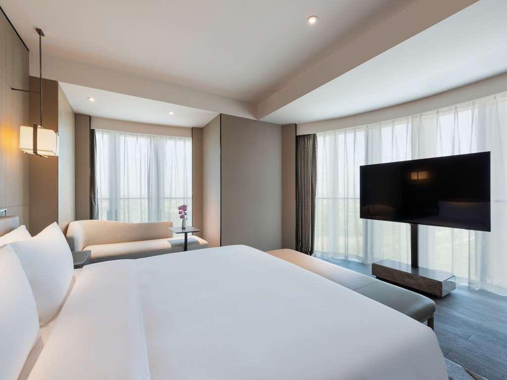 Grand Mercure Shanghai Lingang Zimmer foto
